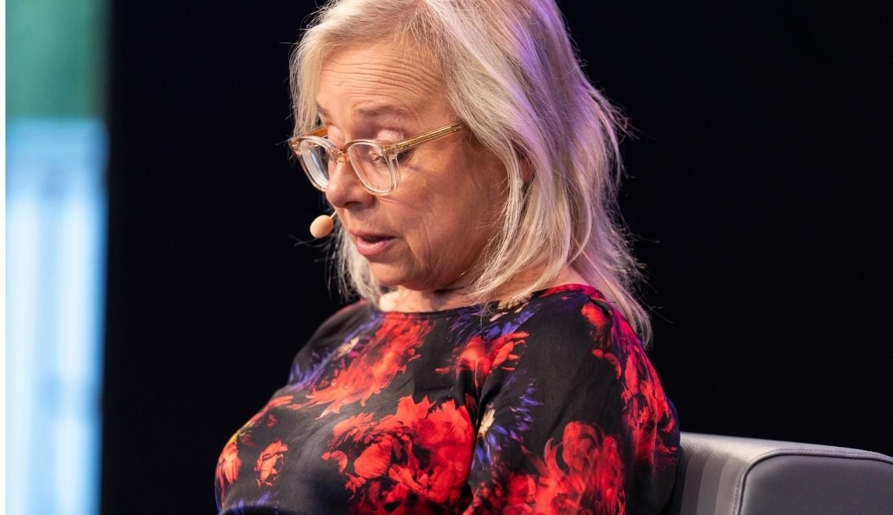 ChrisTine Ursrpruch liest.