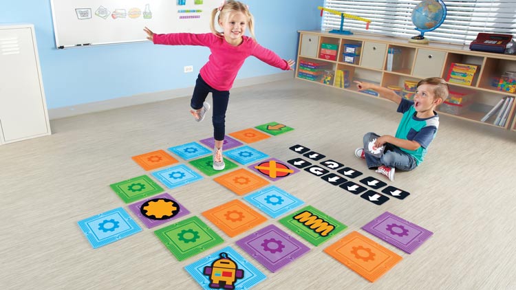 Analoges Programmierspiel aus dem Betzold Online-Shop