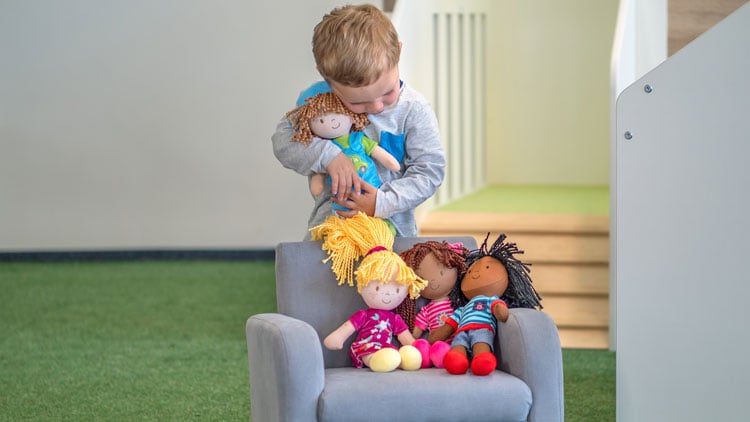 Puppen spielen in der Waldorfpädagogik eine große Rolle.
