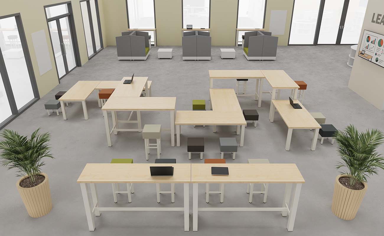 Co-Learning Space LernAtelier Ausschnitt mit Chillo Schallschutzsofas, essBar Hochtischen und essBar Hochhockern