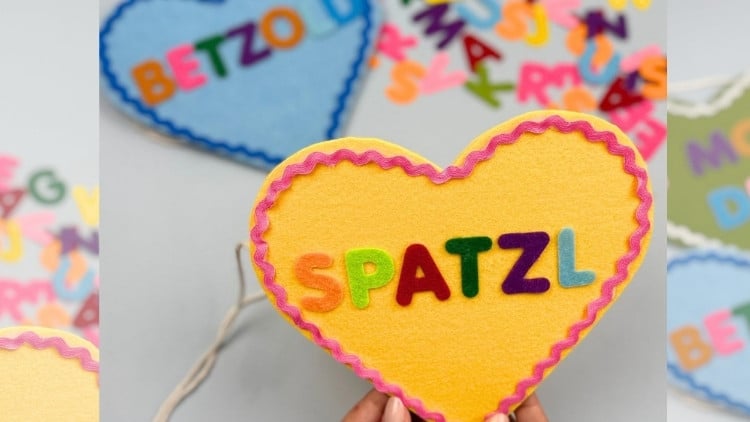 Tasche in Herzform aus Filz gebastelt