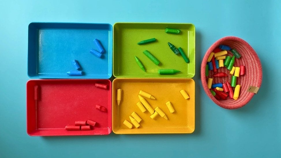 Sortierspiel aus Wachsmalstiftresten