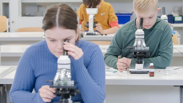 Produktvergleich Schulmikroskop