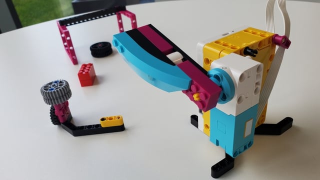 Erfahrungsbericht LEGO® Education SPIKE™ Prime