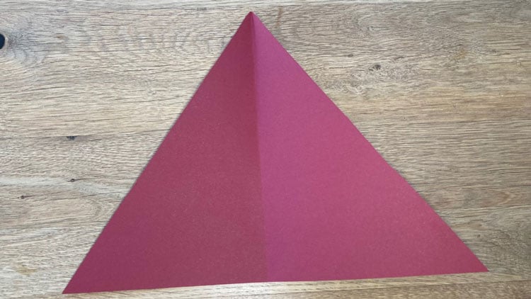 Dreieck aus Papier