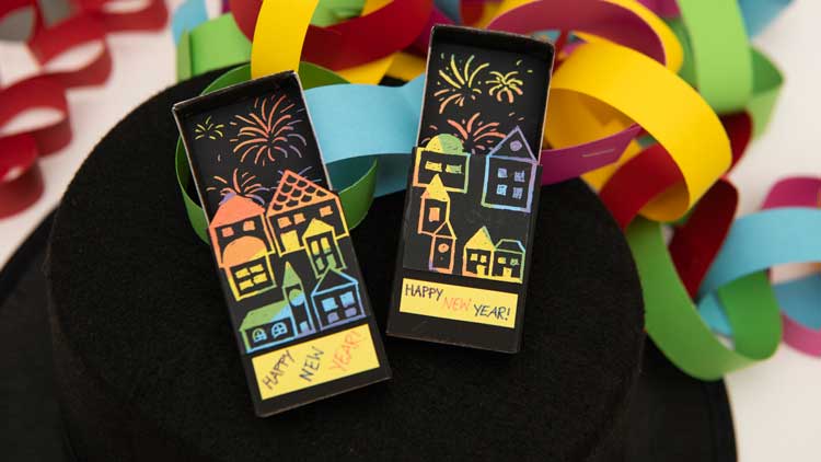 Bastelanleitung: Silvestergruß mit Kratzpapier