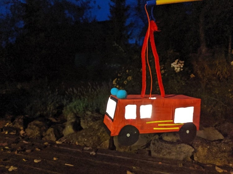 Laterne im Freien an Laternenstab