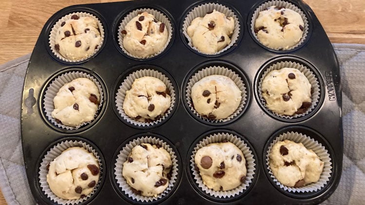 Muffinförmchen eigenen sich ebenfalls zur Herstellung von Panettone.