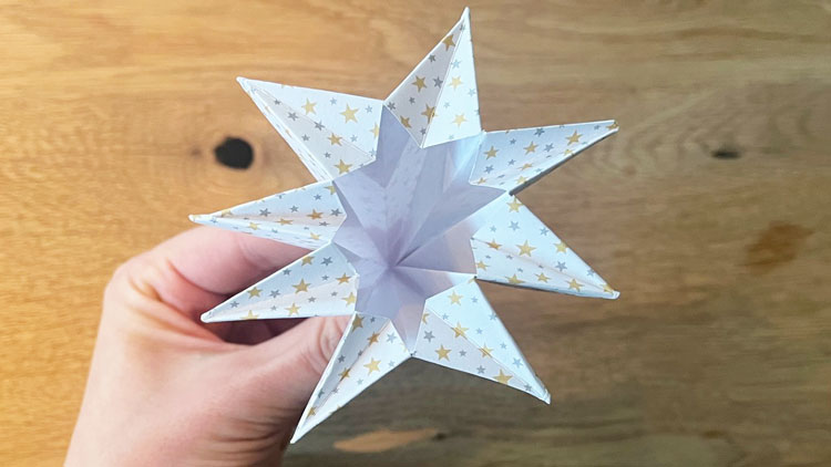 Bastelschritt Origami-Teelichthalter