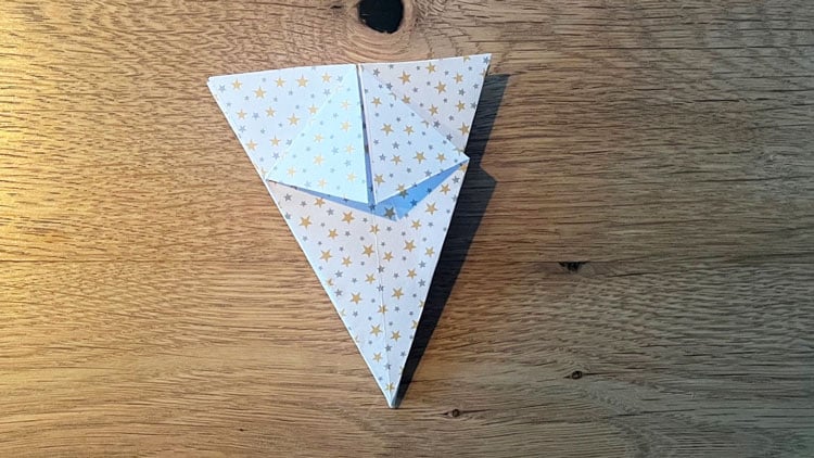 Bastelschritt Origami-Teelichthalter
