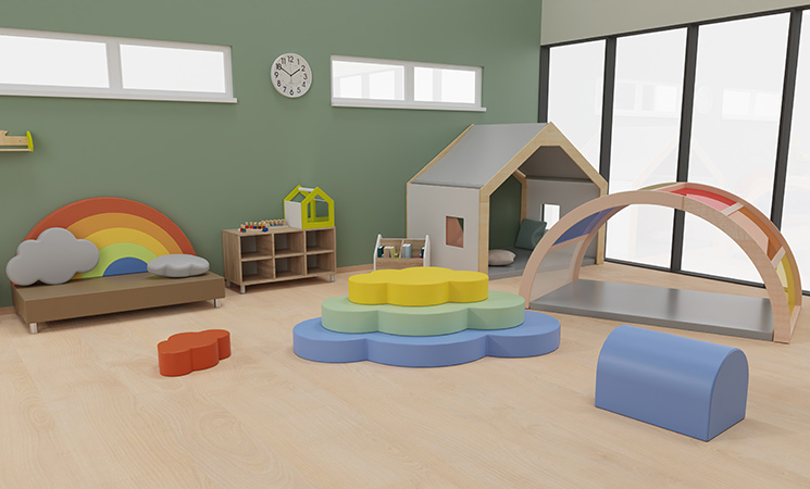 Konzept Gruppenraum mit Spielpodest, Sofa und Spielhaus in Regenbogenfarben